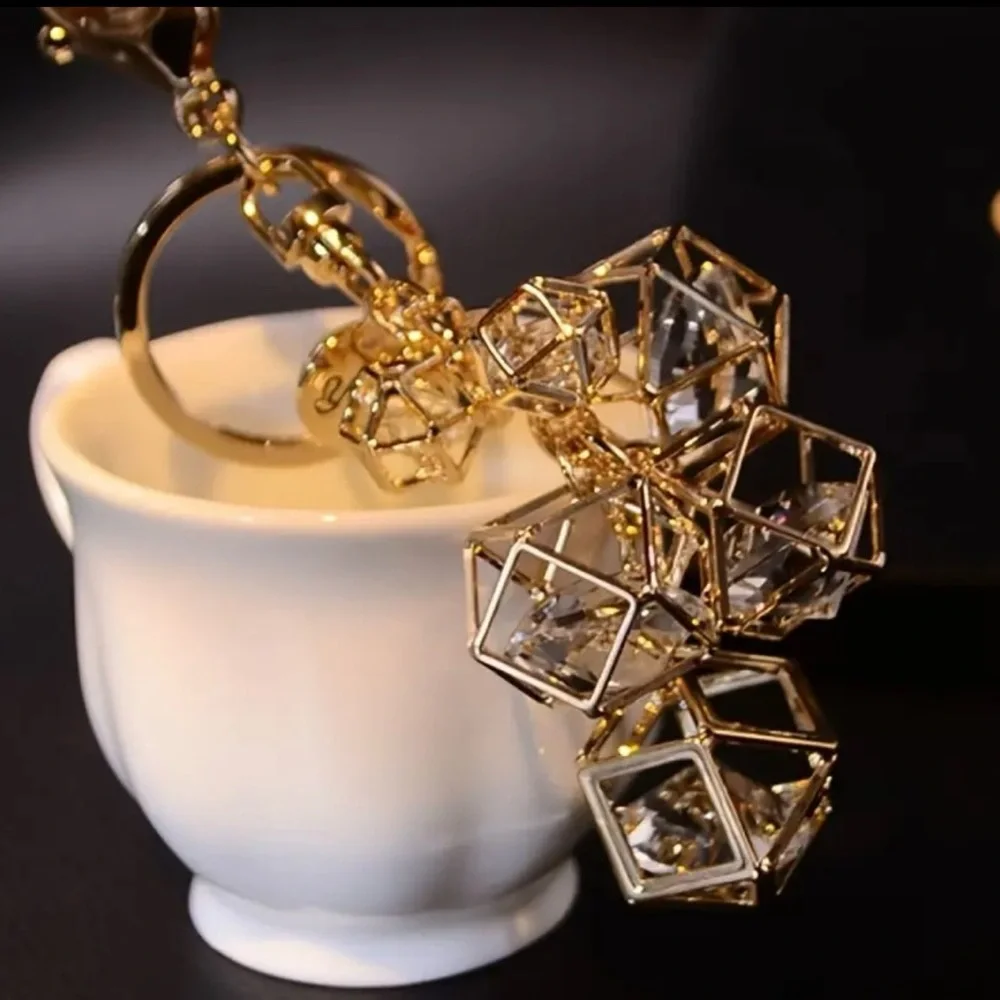 New Rhinestone Gold Cage Keychain/Bag Charm - Picture 6 of 9
